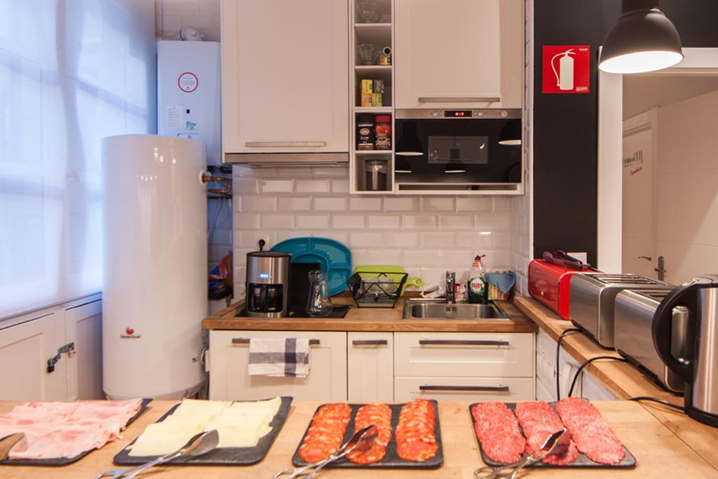 Woohoo Hostal Madrid Eksteriør billede